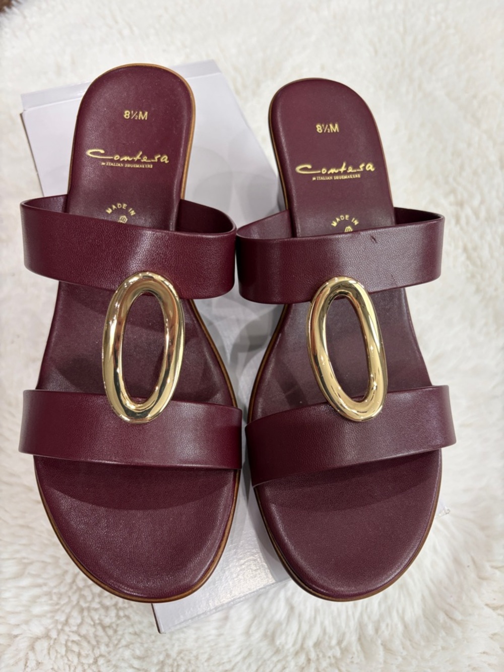 CONTESA made in Italy,Size 8.5,Burgundy Slide Sandals with Gold Accent -